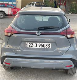 نیسان کیکس